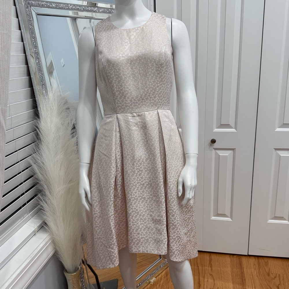 Elegant Cream Sleeveless Dress